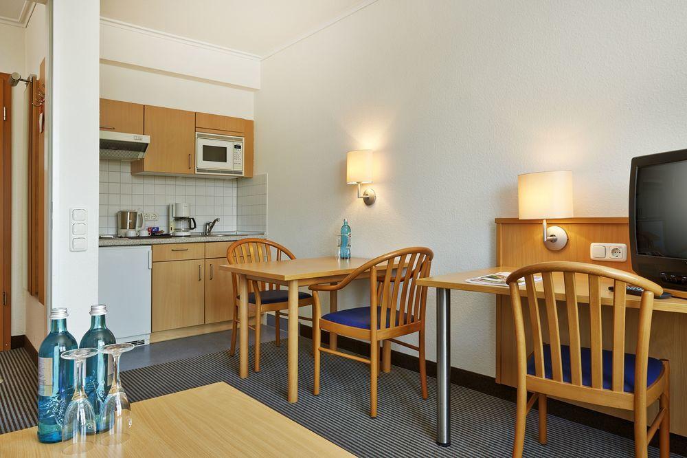 Hotel Stadthafen Stade Buitenkant foto