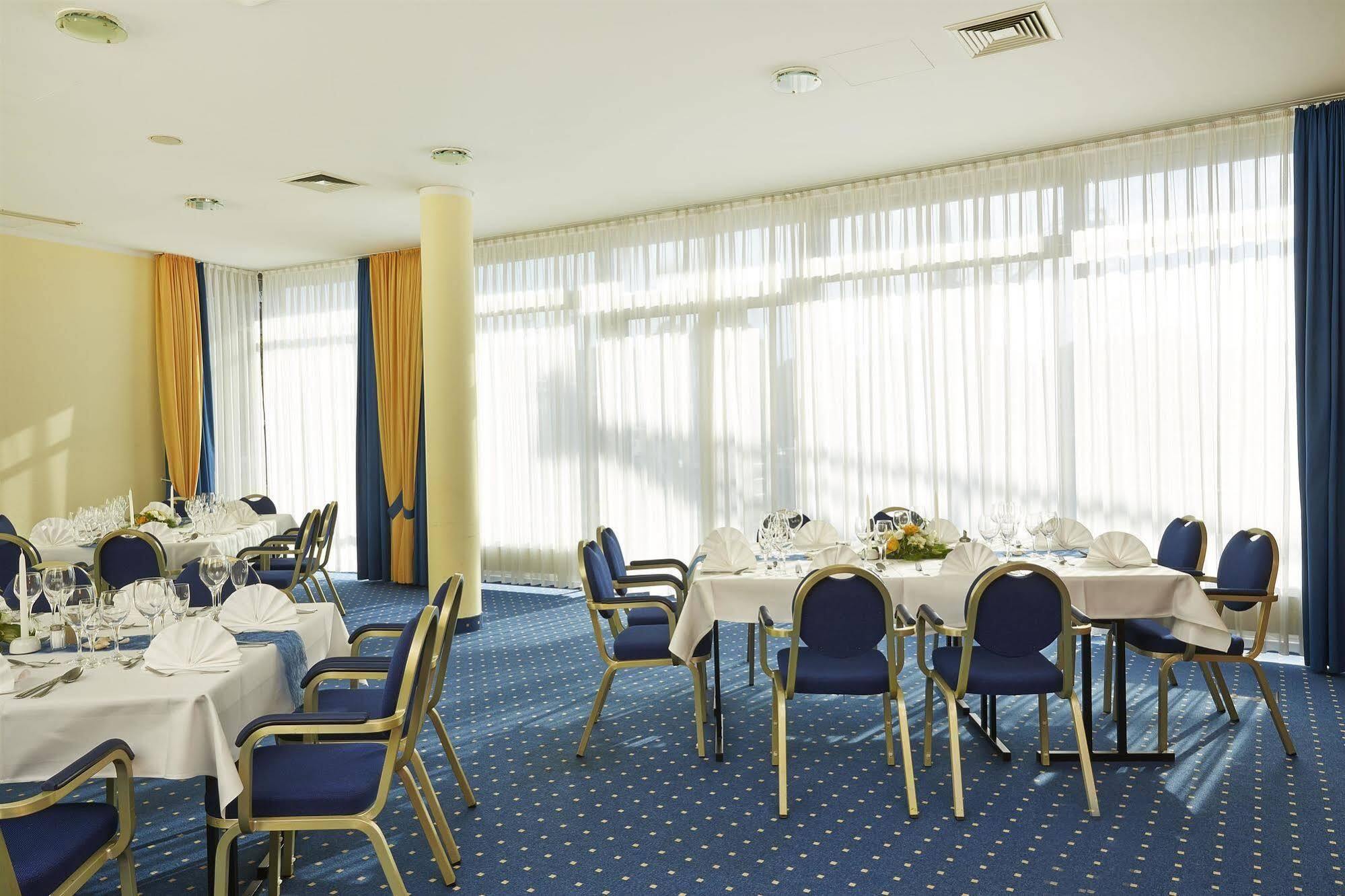 Hotel Stadthafen Stade Buitenkant foto